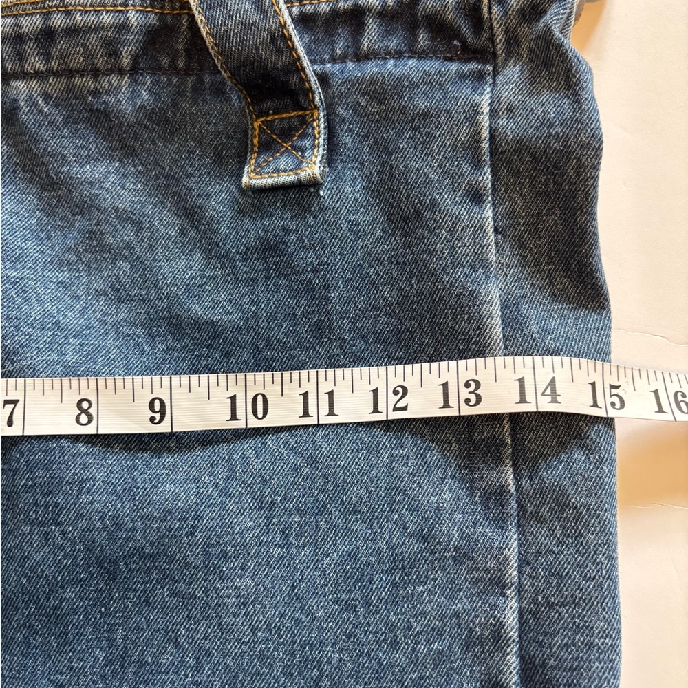 BLUE JEAN TOTE / HANDBAG
HANDLES AND CROSSBODY STRAP 
FUN AND FABULOUS CHIC TOO - Picture 8 of 10